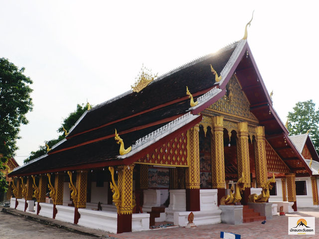 WAT MAHATHAT