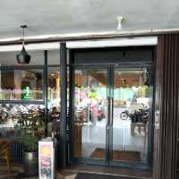Backpacker Essential to Pontianak