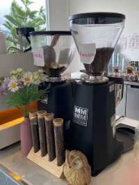 HEN TAE KHAO CAFE เห็นแต่เขา 