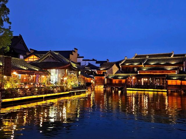 You will love the night view of this mesmerizing little ancient city of Wuzhen