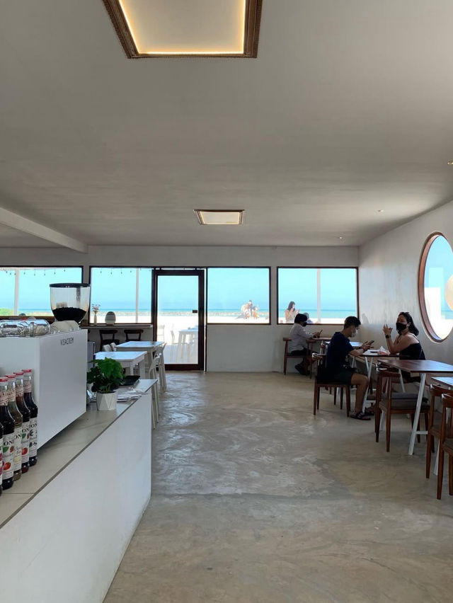 จันทร์จ้าว Cafe & Restaurant 