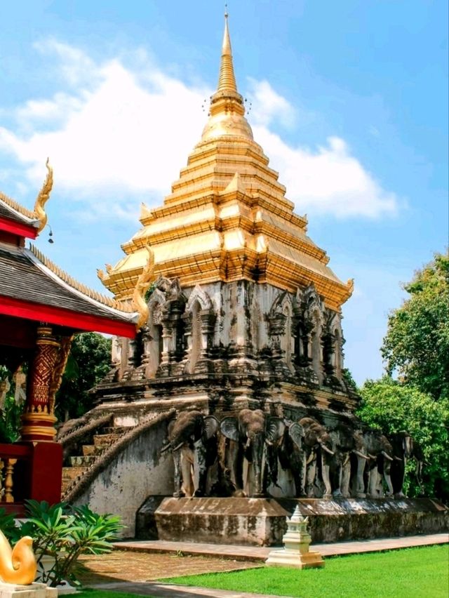 Temple Hopping in Chiang Mai’s Old Soul