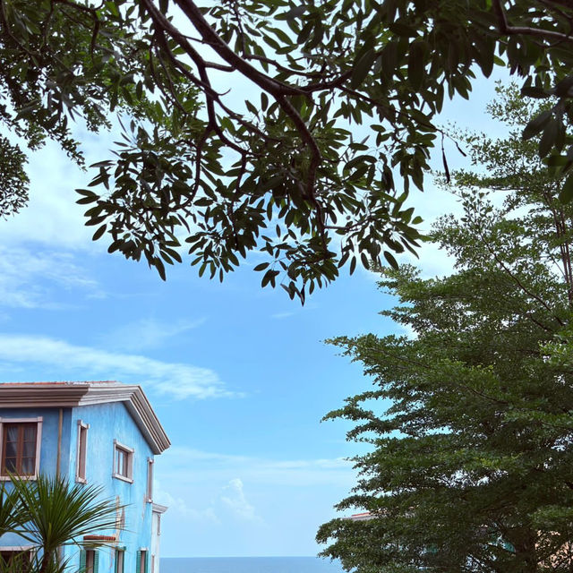 Sunset Town, Phu Quoc – A Calm & Beautiful European-Style Spot 🇻🇳✨