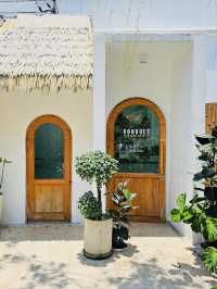 Vongole Beach Cafe  Trat