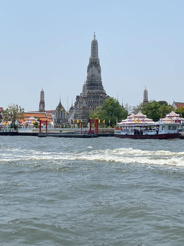 วัดอรุณ แลนด์มาค สำคัญที่ห้ามพลาดของกรุงเทพ