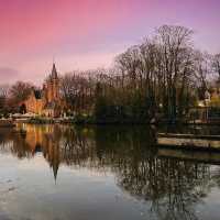 Lake of Love at Dusk: Bruges' Most Romantic Summer Evening