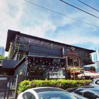 Black bixon cafe