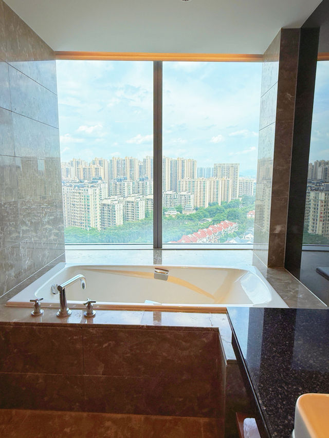 惠州皇冠假日酒店🏨 - 度週末好選擇