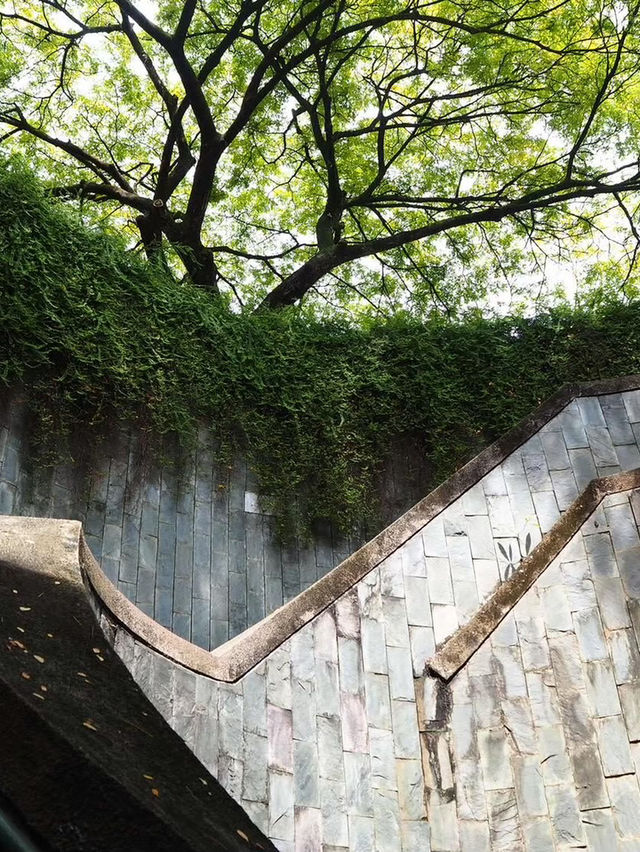Fort canning park