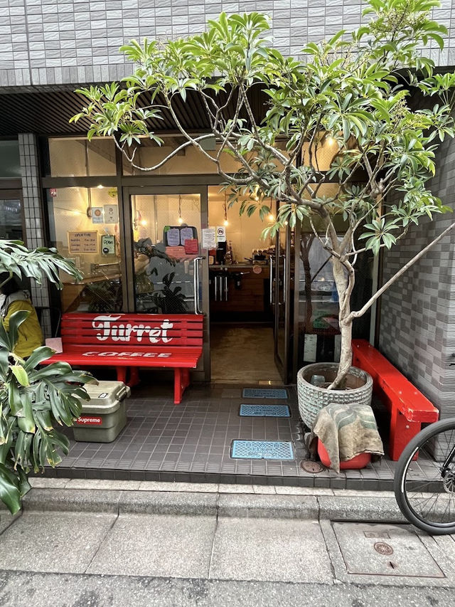 Turret Coffee, Tokyo’s Boldest Brew in a Tiny Tsukiji Hideout