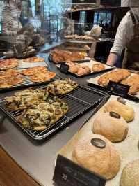 Starbucks ที่ใหญ่ที่สุดในเซี่ยงไฮ้