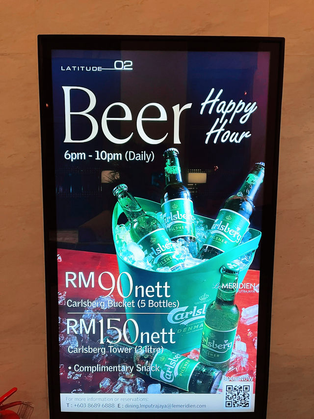 Le Scoop at Le Méridien Putrajaya: Luxe Dessert Haven