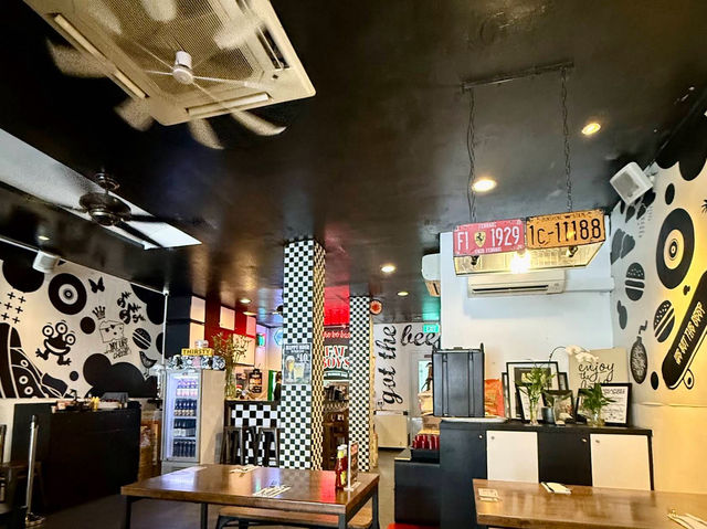 🍔 Fatboy’s The Burger Bar – Upper Thomson: My Go-To Burger Spot