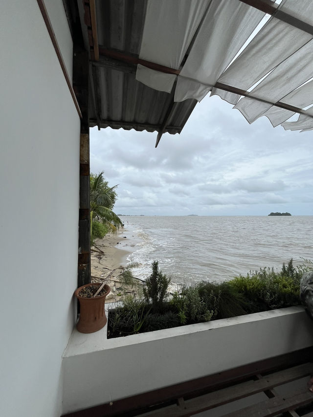 คาเฟ่ริมเล Take a Rest – พักใจที่แหลมสิงห์ จันทบุรี