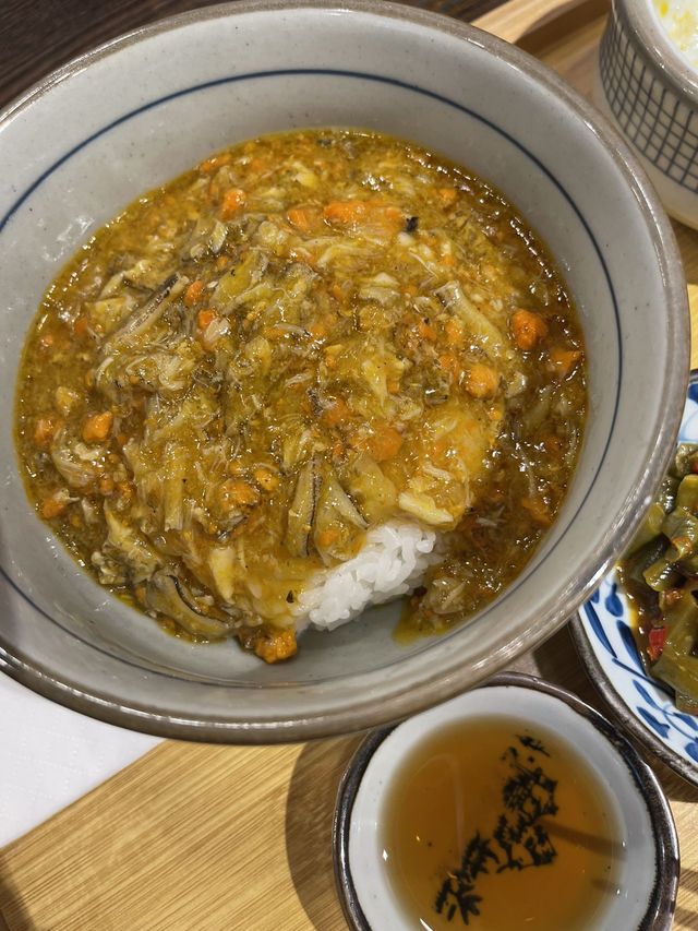 บะหมี่มันปูเฉิงตู Xiesanbao (Youlou Street Shop)