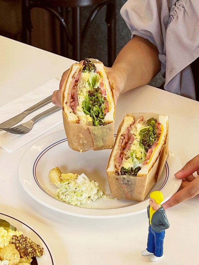 Sausage Park Cafe