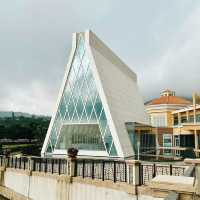 Auberge Discovery Bay in Hong Kong