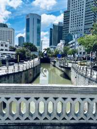 「街巷裡的煙火氣，是城市最溫暖的記憶。」