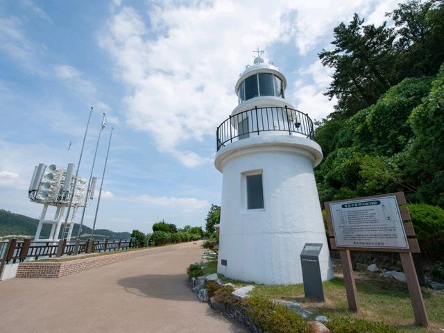 💡 우도등대 – 바다를 비추는 섬의 지킴이