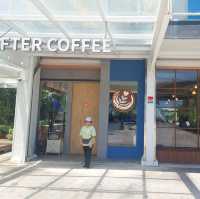 【台灣宜蘭】After Coffee🐱巨型店貓坐鎮
