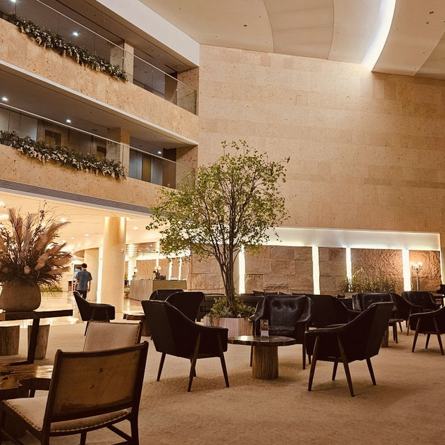 Exceptional Architecture and Tranquil Beauty