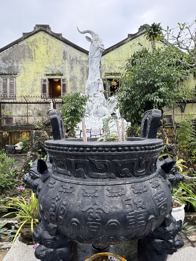 會安古鎮的會館群：宮廟煙火裡的鄉愁、信仰與文化延續