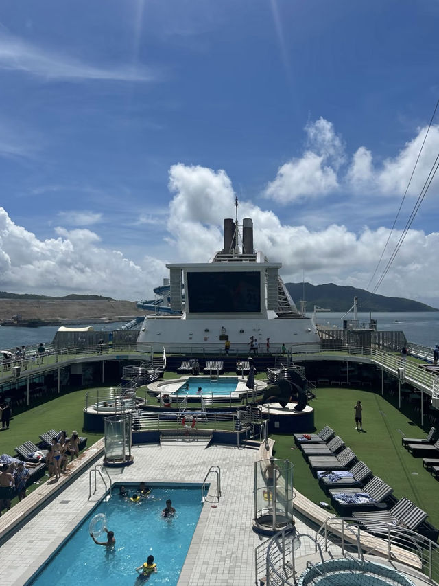 🚢 香港麗星郵輪 · 免費餐廳美食 + 船上設施體驗