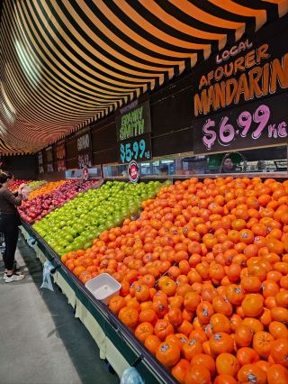 Bunbury Farmers Market: The Ultimate Pitstop Vibes 🚗🧀🥧