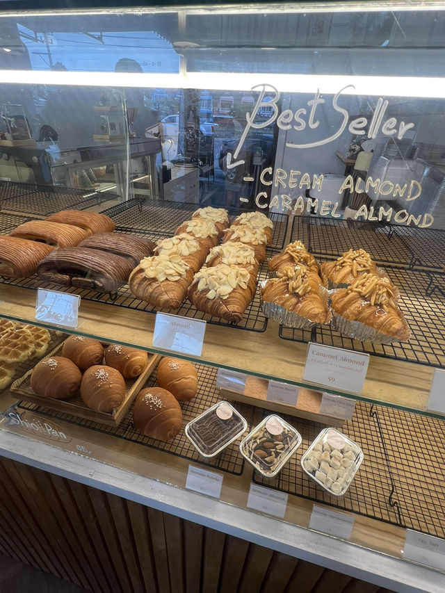 Markrio Croissant Cafe - มาร์คริโอ้ ครัวซองต์ คาเฟ่
