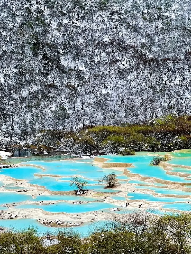 Huanglong and Jiuzhaigou: A Must-Visit Destination in Your Lifetime