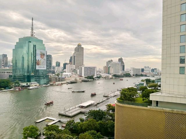 รีวิวโรงแรม Millinium Hilton Bangkok