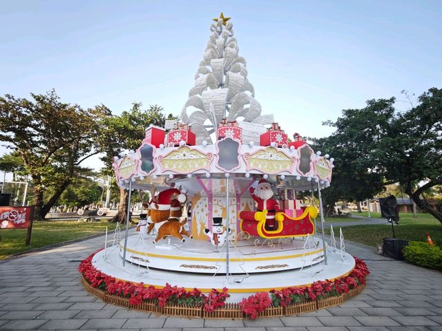 🎄 歡迎來到南國最溫馨夢幻的「聖誕村」#2025屏東聖誕節(搶先日光版)-屏東縣屏東市 🎄 歡迎來到南國最溫馨夢幻的「聖誕村」#2025屏東聖誕節(搶先日光版)-屏東縣屏東市