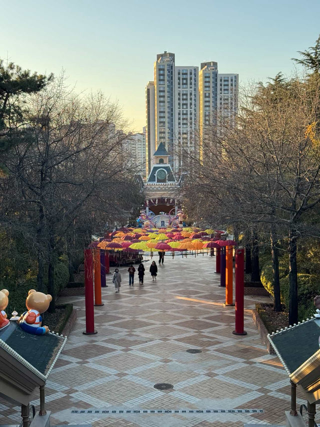 Clocktower Square Vibes🕰️ Clocktower Square Vibes🕰️