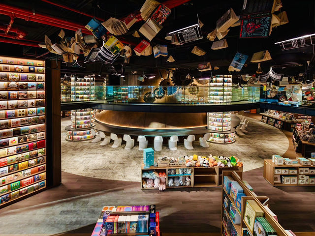 Bookish Hideaway✨ Bookish Hideaway✨