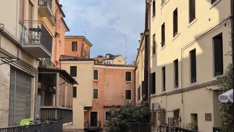 Treviso 2 Days 1 Night Before Venice. — traveler post in Treviso