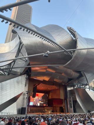 Chicago Must-Visit Event: Millennium Park Jazz Festival 🎷✨🇺🇸