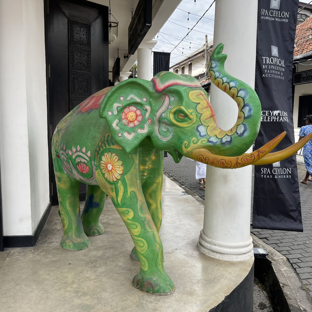 🏰✨ Exploring Galle Fort: A Journey Through History! ✨🏰