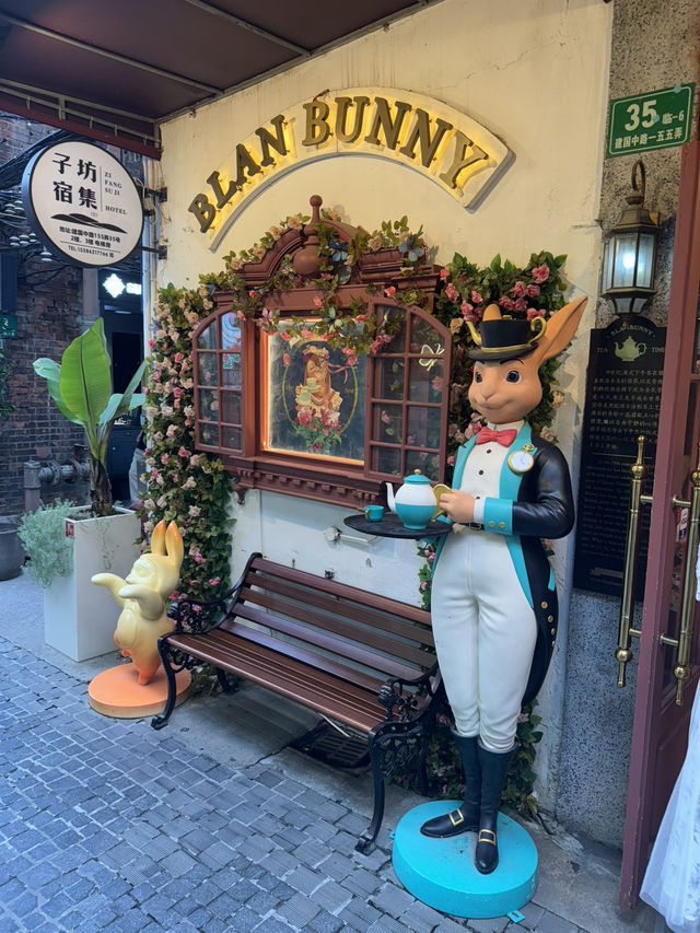 Tianzifang: Shanghai’s Hidden Artistic Gem