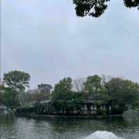 月湖公園氣氛悠閒放鬆