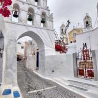 Santorini. A place where your camera drools through its lens !