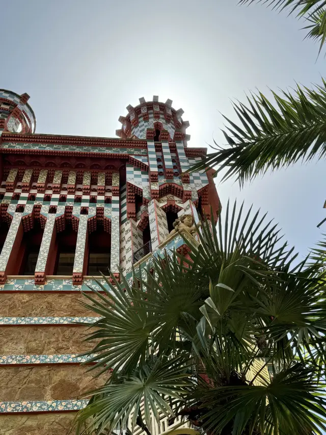 低估了高第的作品。免排隊！