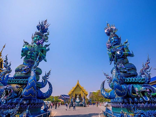 Wat Rong blue temple 🇹🇭 