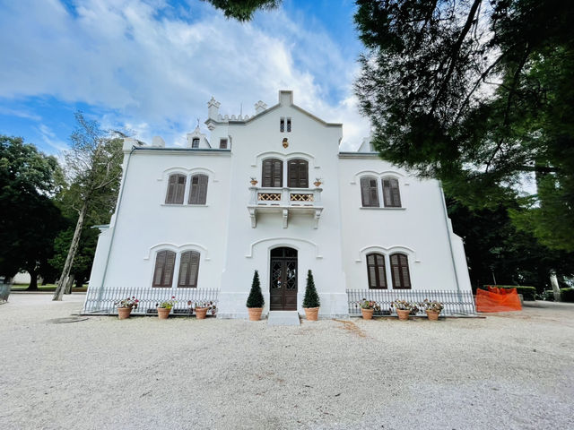 Castello di Miramare 👑