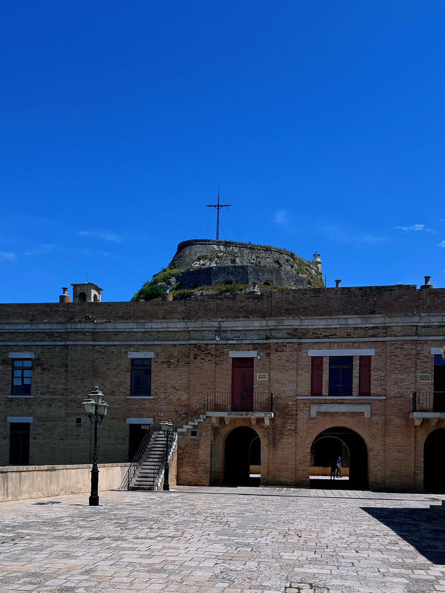 🇬🇷 Venetian Charm Meets Greek Soul – Corfu Old Town Is a Dream 💙