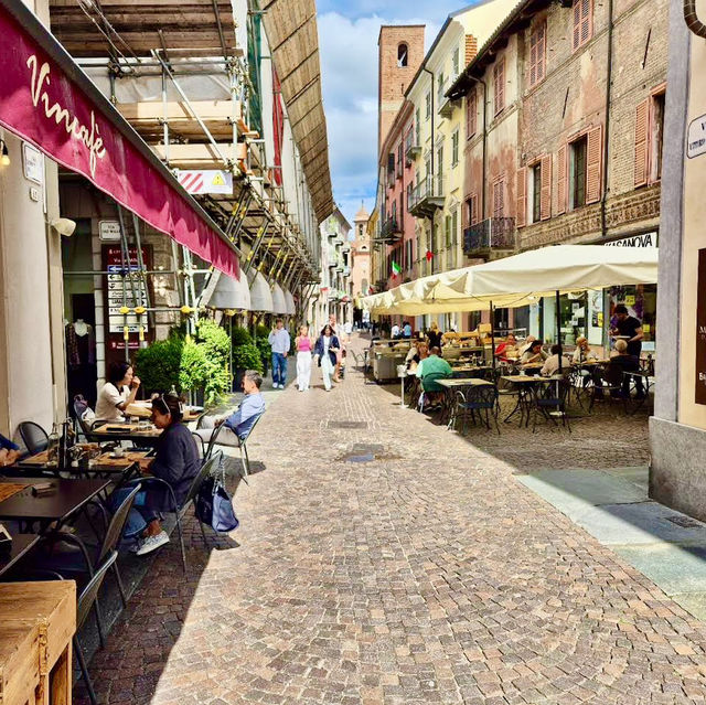 阿爾巴 Alba 的Vincafe住一晚