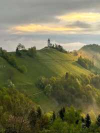 ⛪✨ “Heaven on a Hill: My Sunrise at Jamnik Church” 🌄📸