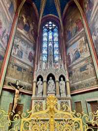 🌟  St. Vitus Cathedral, Prague