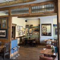From Manchester to the Peaks: City Walks with a Countryside Twist
