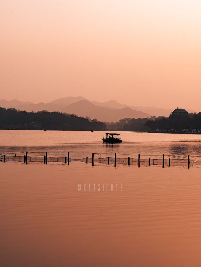 Sunset spots at West Lake 🌅