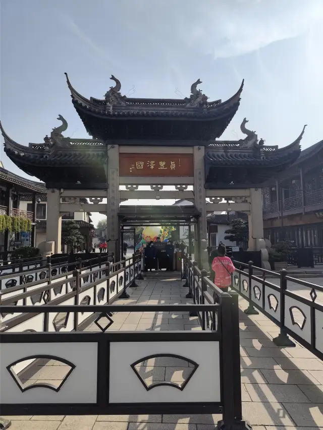 Half-day tour of Zhouzhuang Ancient Town【Following up, departure from Jinxi】